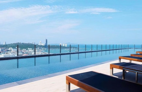 Pattaya Bay Apartment | 2 Bed Room, Large Living Room @ Central Pattaya