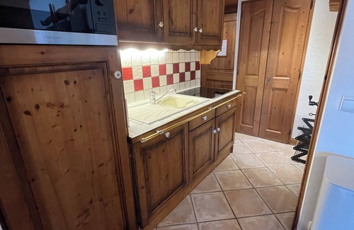 Les Carroz-d'Araches Apartment | 2-bed Ski apartment; sleeps 6, pool, spa, centrally-located and close to slopes