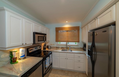 Herradura Condo | 2 bedr Veranda second floor