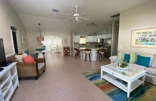 The Villages House | 2 bedrm, den, 2 living rms, 2 baths, near Spanish Springs, golf cart included,