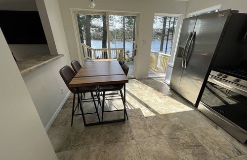 Branch Cottage | 2 Bedroom 1.5 Bath Lake Front Cottage With Dock/Hot Tub/Kayaks