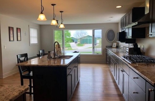 Hart House | 2 Bedroom, 2.5 Bath Home, Sleeps 6.