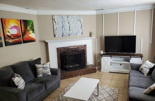 Smyrna House | 2 Bedroom 2.5 Bath Townhome