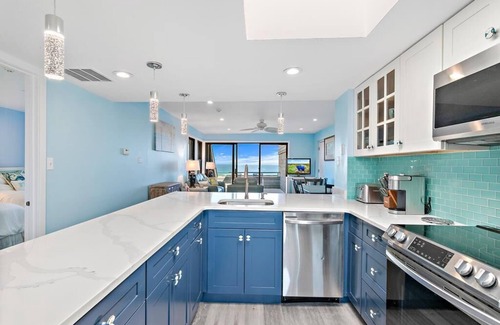 North Beach Haven Condo | 2 bedroom 2 bath 3rd floor Fishery Condo with fabulous ocean views