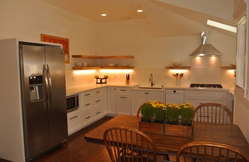 Sonoma Apartment | 2 bedroom/2 bath Apartment Downtown Sonoma
