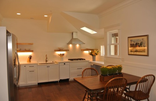 Sonoma Apartment | 2 bedroom/2 bath Apartment Downtown Sonoma