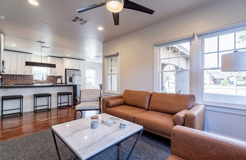 Encanto House | 2 Bedroom 2 Bath Home in Historic Neighborhood