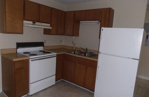 Dublin House | 2 bedroom 2 bath house on quiet street