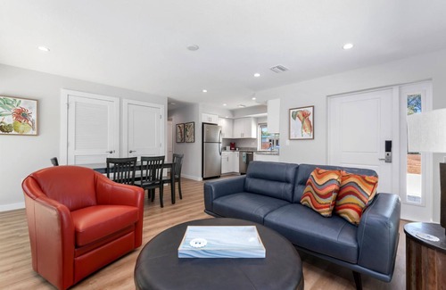 Nokomis Villa | 2 Bedroom/2 Bath Villa (Ground Level) - Unit 7