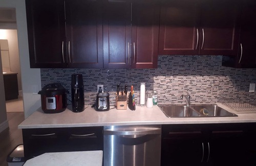 Timberlea Apartment | 2 Bedroom 2 Bathroom Suite in Stoney Creek