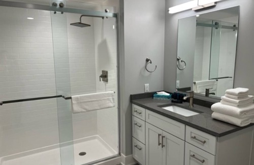 Canandaigua Condo | 2 Bedroom, 2 bathroom condo on Canandaigua Lake