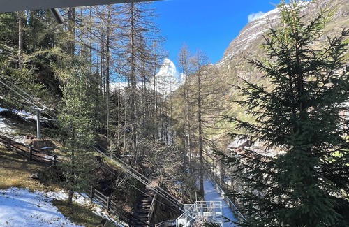 Zermatt Apartment | 2 bedroom/2 bathroom cosy apt with Matterhorn view, close to lifts