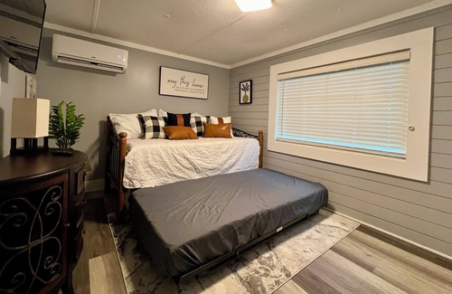 Rumsey House | 2 bedroom 2 bathroom home in Calhoun