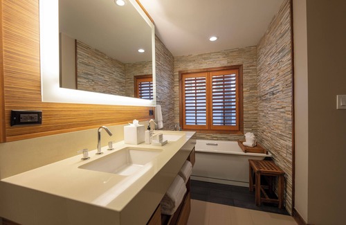 Florida Central Atlantic Coast Resort | 2 Bedroom, 2 Bathroom Luxury Evermore Bay View Villa in Orlando, FL near Disney!