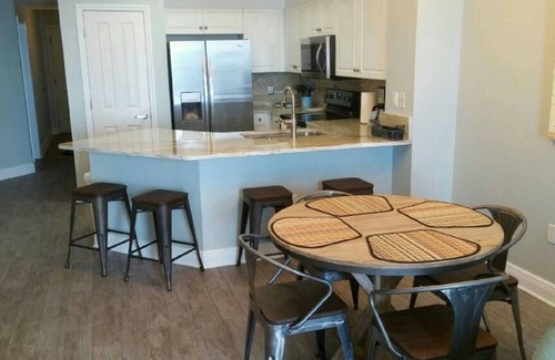 Miramar Beach Condo | 2 Bedroom/2 Bathroom with Bunk Room; Beach Service - New Rates!