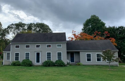 Kent Apartment | 2-bedroom 2nd floor suite in Kent with pool