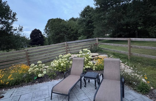 Kent Apartment | 2-bedroom 2nd floor suite in Kent with pool