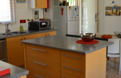 Capel Sound House | 2 Bedroom 650m Walk to the front beach