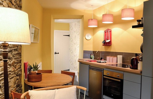 Ffestiniog Cottage | 2 bedroom accommodation in Ffestiniog, near Blaenau Ffestiniog
