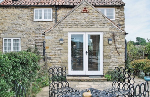 Potter Brompton Cottage | 2 bedroom accommodation in Brompton by Sawdon