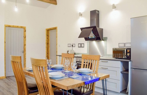 Pennant Melangell Cottage | 2 bedroom accommodation in Penybontfawr, near Llanfyllin