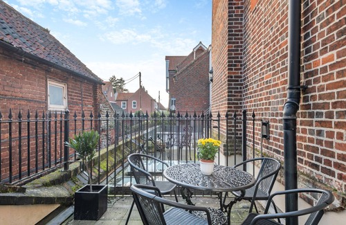 Wells-next-the-Sea Cottage | 2 bedroom accommodation in Wells-next-the-Sea