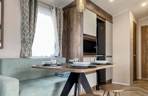 Weston-super-Mare Cottage | 2 bedroom accommodation in Kewstoke, near Weston-Super-Mare
