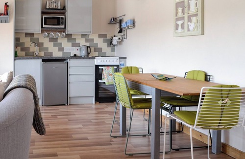 Wotton-under-Edge Cottage | 2 bedroom accommodation in Wickwar, Wotton-under-Edge
