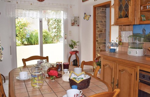 Quemper-Guezennec House | 2 bedroom accommodation in Quemper Guézénnec