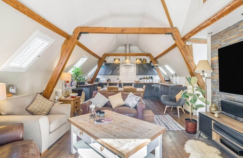 Blandford Forum Cottage | 2 bedroom accommodation in Milton Abbas, near Blandford Forum