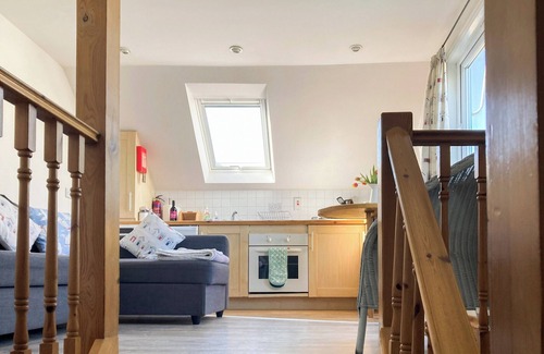 Middleton-on-Sea Cottage | 2 bedroom accommodation in Middleton-on-Sea