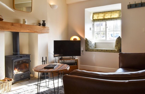 Potter Brompton Cottage | 2 bedroom accommodation in Brompton By Sawdon, near Scarborough