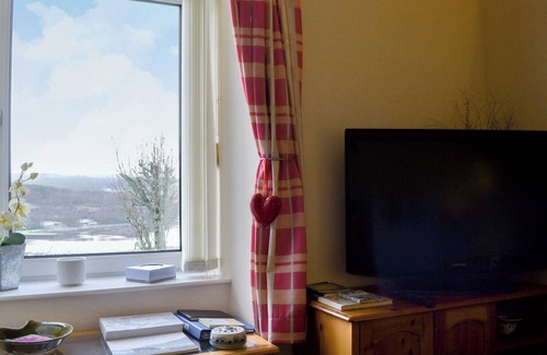 Suladale Cottage | 2 bedroom accommodation in Skeabost Bridge