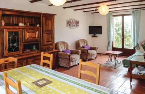 Cabrerolles House | 2 bedroom accommodation in Cabrerolles