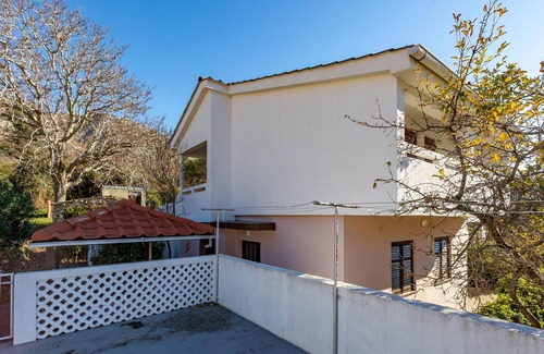 Baska Apartment | 2 bedroom accommodation in Bascanska Draga