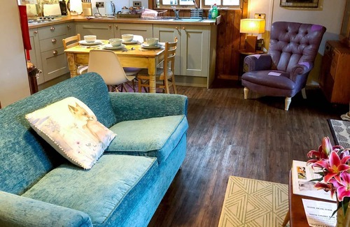 Higher Walton Cottage | 2 bedroom accommodation in Samlesbury, near Preston
