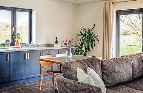 Attleborough Ski Chalet | 2 bedroom accommodation in Old Buckenham