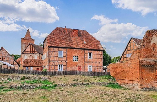 Burg Stargard Apartment | 2 bedroom accommodation in Burg Stargard