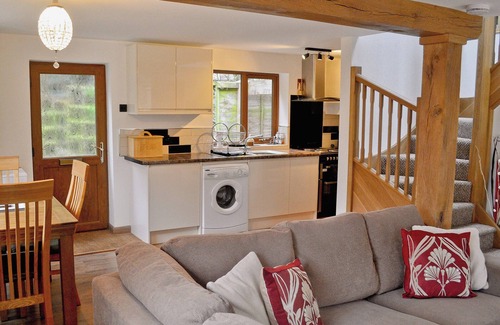 Ampney Crucis Cottage | 2 bedroom accommodation in Ampney Crucis, near Cirencester
