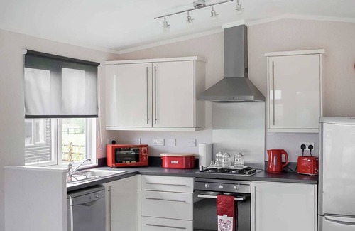 Barwell Ski Chalet | 2 bedroom accommodation in Earl Shilton