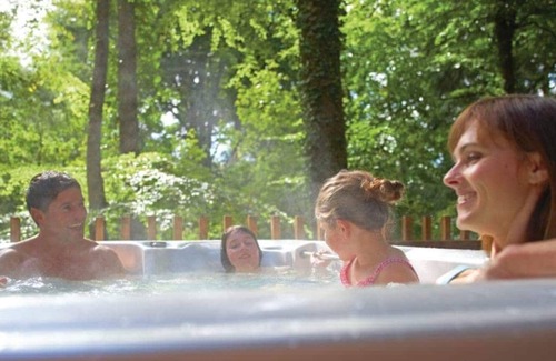 Pickering Cabin | 2 bedroom accommodation in Nr Pickering