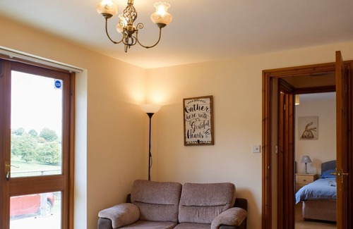 Billingsley Cottage | 2 bedroom accommodation in Stottesdont, near Bridgnorth