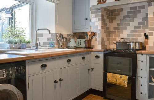 Castle Cary Cottage | 2 bedroom accommodation in Castle Cary