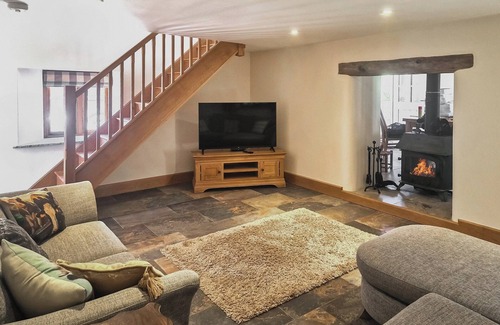 West Pennard Cottage | 2 bedroom accommodation in West Pennard, near Glastonbury