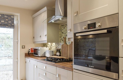 Bamford Cottage | 2 bedroom accommodation in Bamford, near Hope Valley