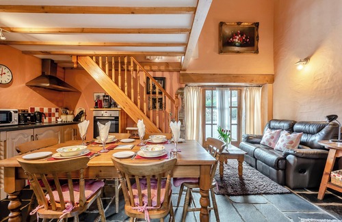 Llanybydder Cottage | 2 bedroom accommodation in Llanwenog, near Llanybydder