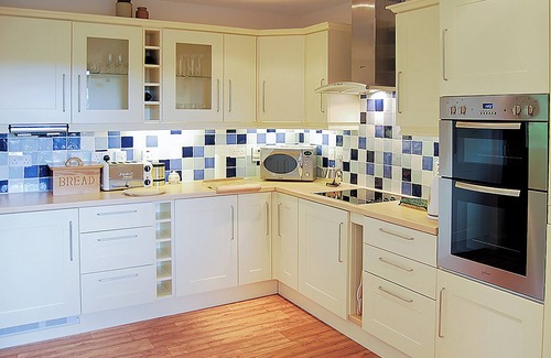 Lochgilphead Cottage | 2 bedroom accommodation in Inverlussa, near Achnamara