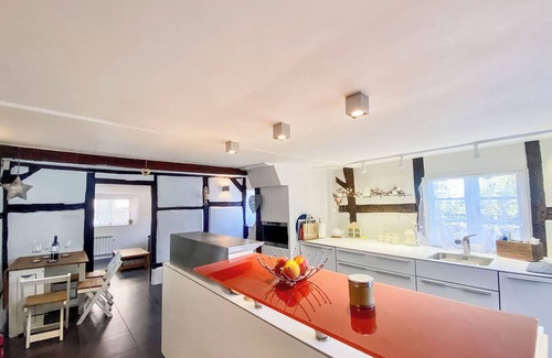 Marlborough Cottage | 2 bedroom accommodation in Wootton Rivers, near Marlborough