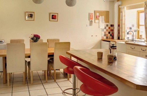 King's Stanley Cottage | 2 bedroom accommodation in Near Stroud