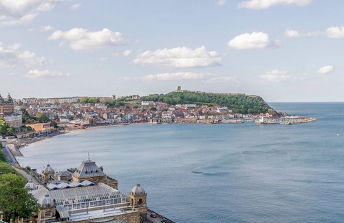 South Cliff Cabin | 2 bedroom accommodation in Scarborough